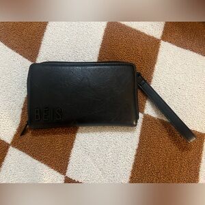 Beis The Travel Wallet